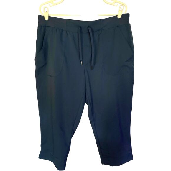 St John's Bay Dark Blue Capri Stretch Pull On Pants Size L - Picture 1 of 4
